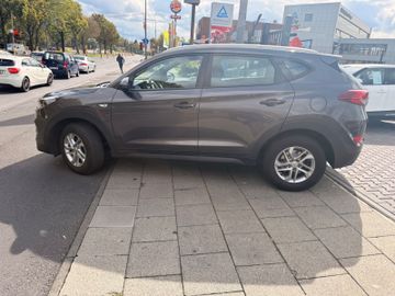 Hyundai TUCSON - 8