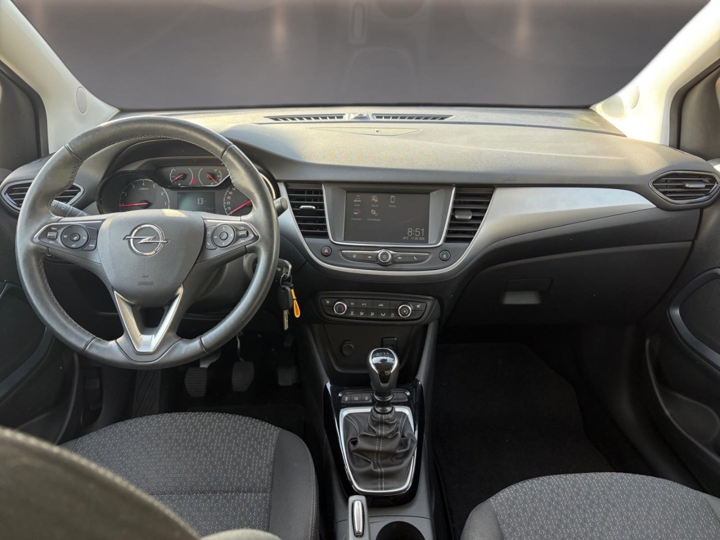 Fahrzeugabbildung Opel Crossland Edition SHZ LenkradHZG Spurhalteass.,