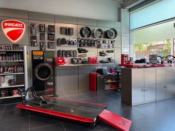 Ducati Multistrada V4 S Sport Travel & Radar