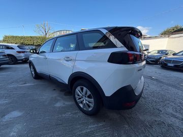 Peugeot 5008 - 9