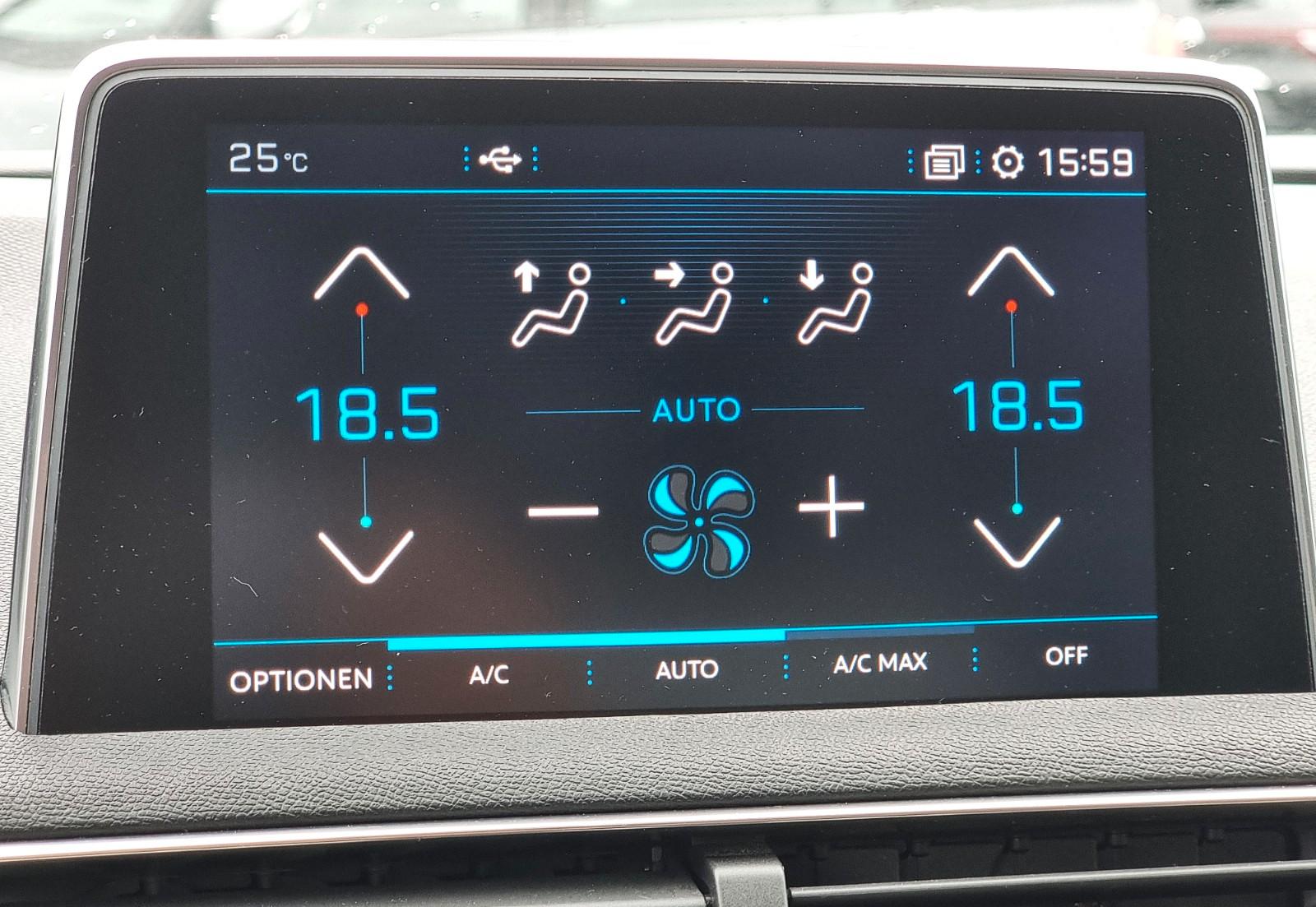 Peugeot 3008 Allure NAVI TEMP KAM SITZH PDC ACC CARPLAY
