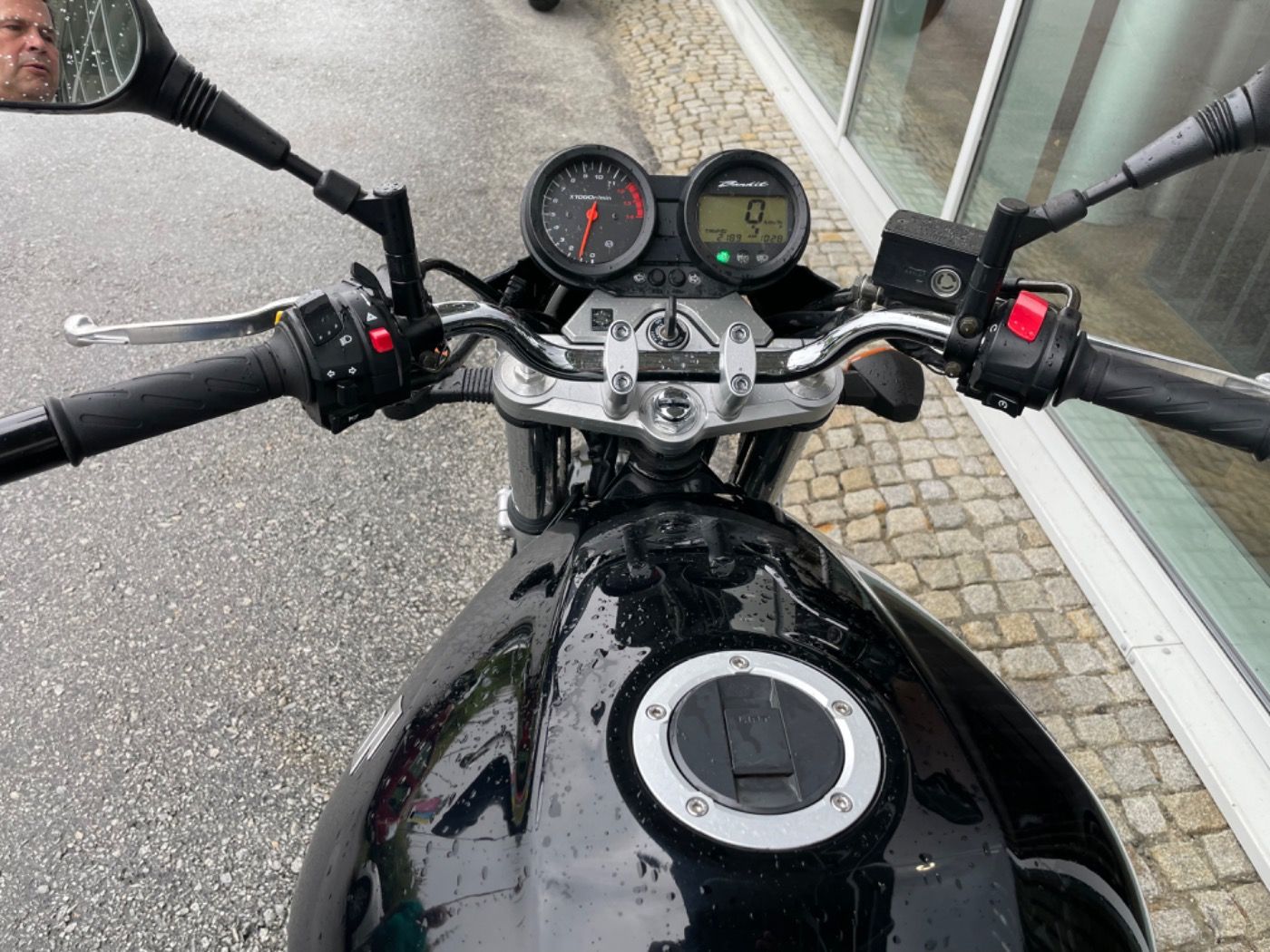 Fahrzeugabbildung Suzuki GSF 650 A