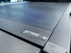 Fahrzeugabbildung Dodge RAM 1500 Limited LPG Luft LED HUD  Retrax dt.Fzg