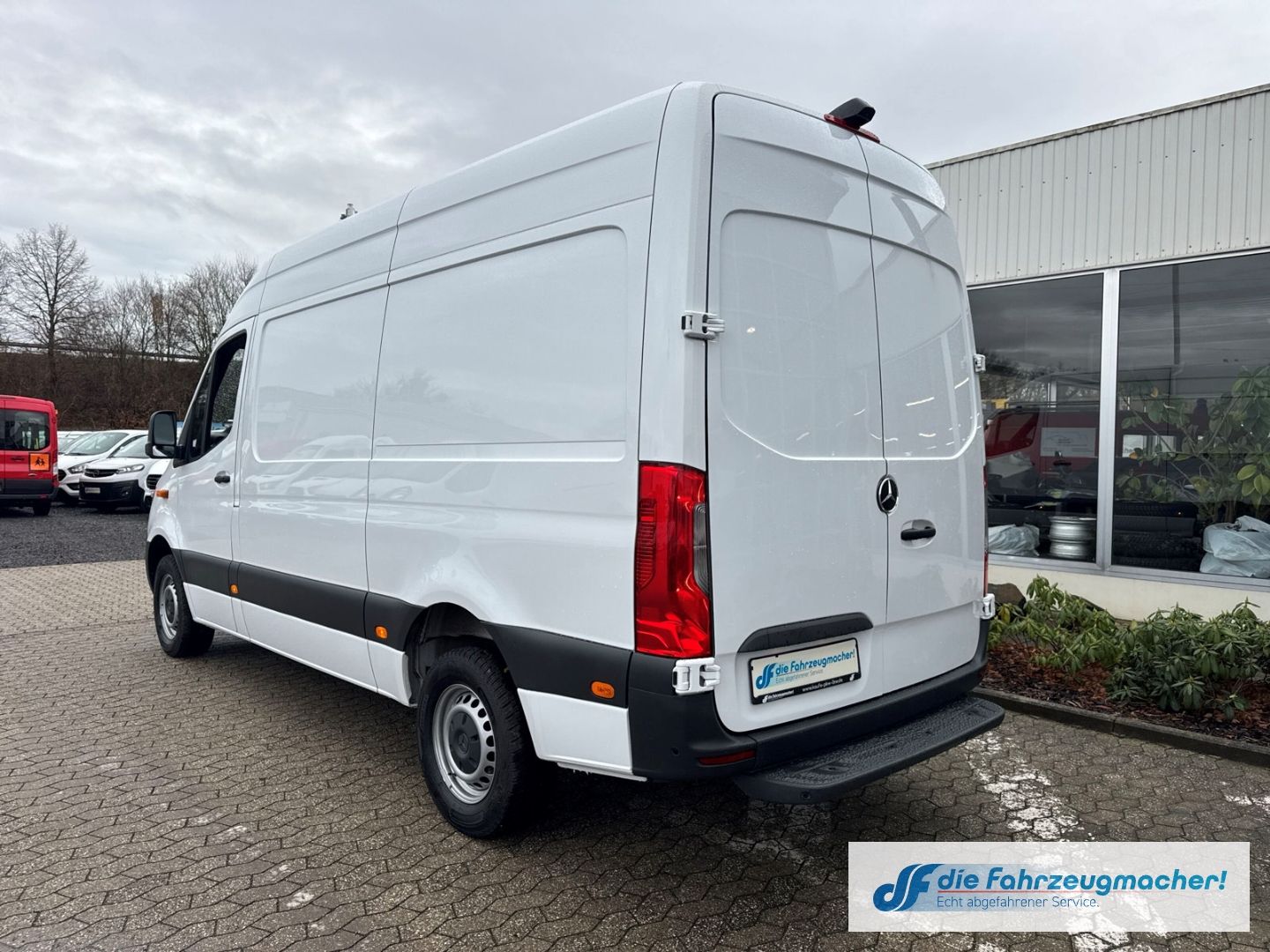 Fahrzeugabbildung Mercedes-Benz Sprinter III Kasten RWD AWD 317  CDI L2  Navi 36
