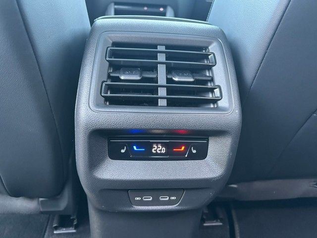 Tayron R-Line 1.5 TSI eHybrid AHK PANO HUD H&K