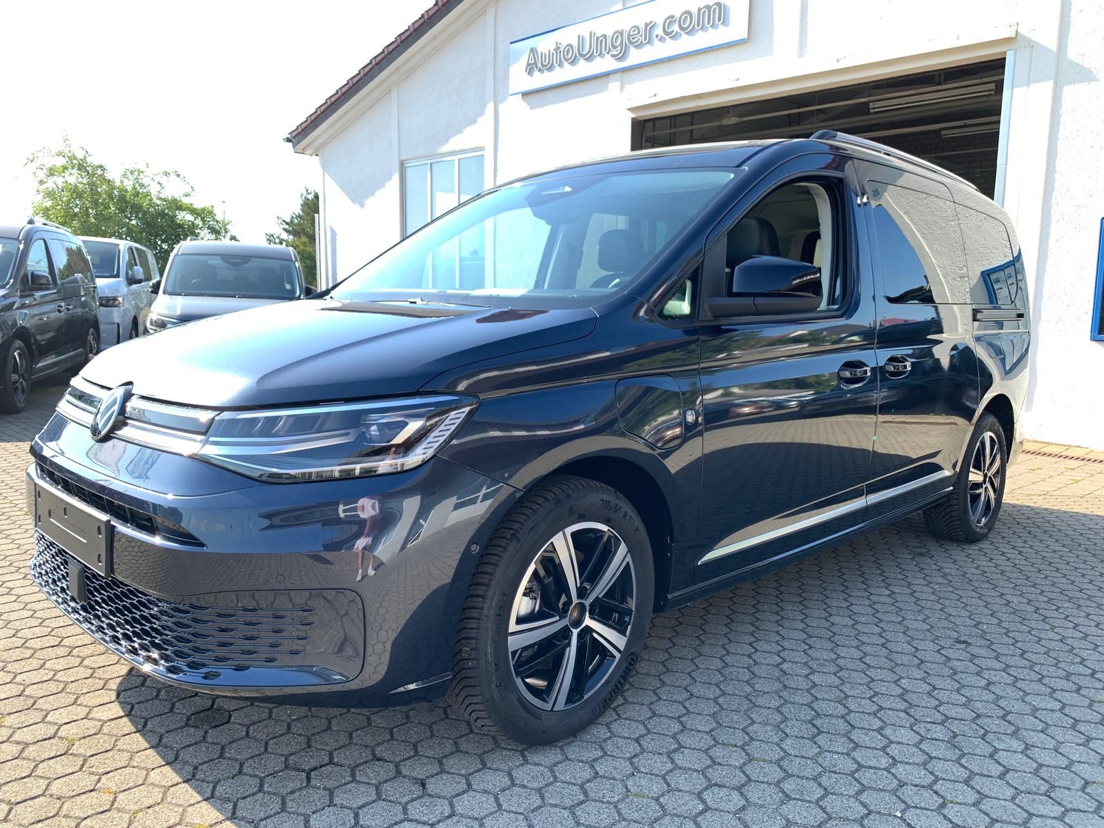 Volkswagen Caddy Maxi Style eHybrid AHK Navi Panorama Kamer