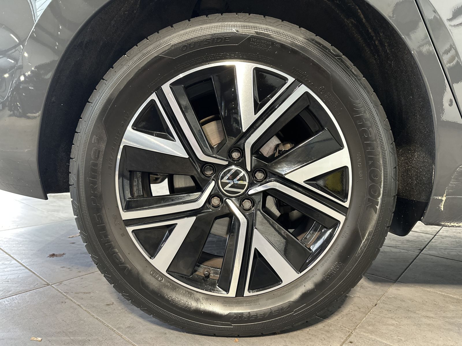 Fahrzeugabbildung Volkswagen Touran  2.0 TDI DSG Highline NAV+LED+AHK+ACC+PP