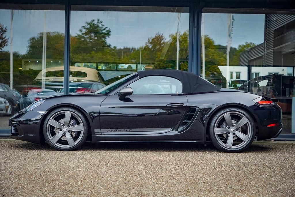 Porsche 718 Boxster 2.0 T / NL Auto / 18-Voudig / Carpla imagem 3