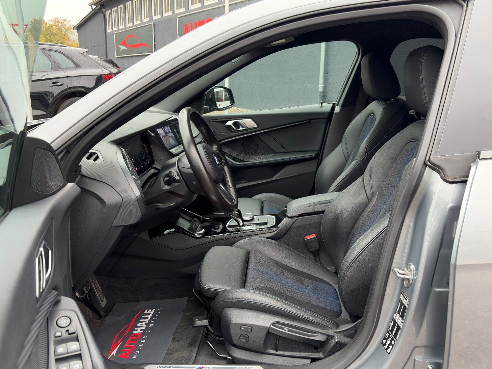 Fahrzeugabbildung BMW 220i Gran Coupé xDr M Sport HIFI CAM KZG CarPlay