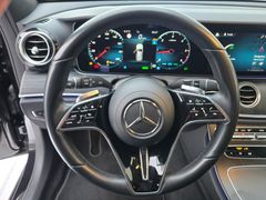 MERCEDES-BENZ E300 d 4Matic T-Modell Avantgarde Night MBUX AHK