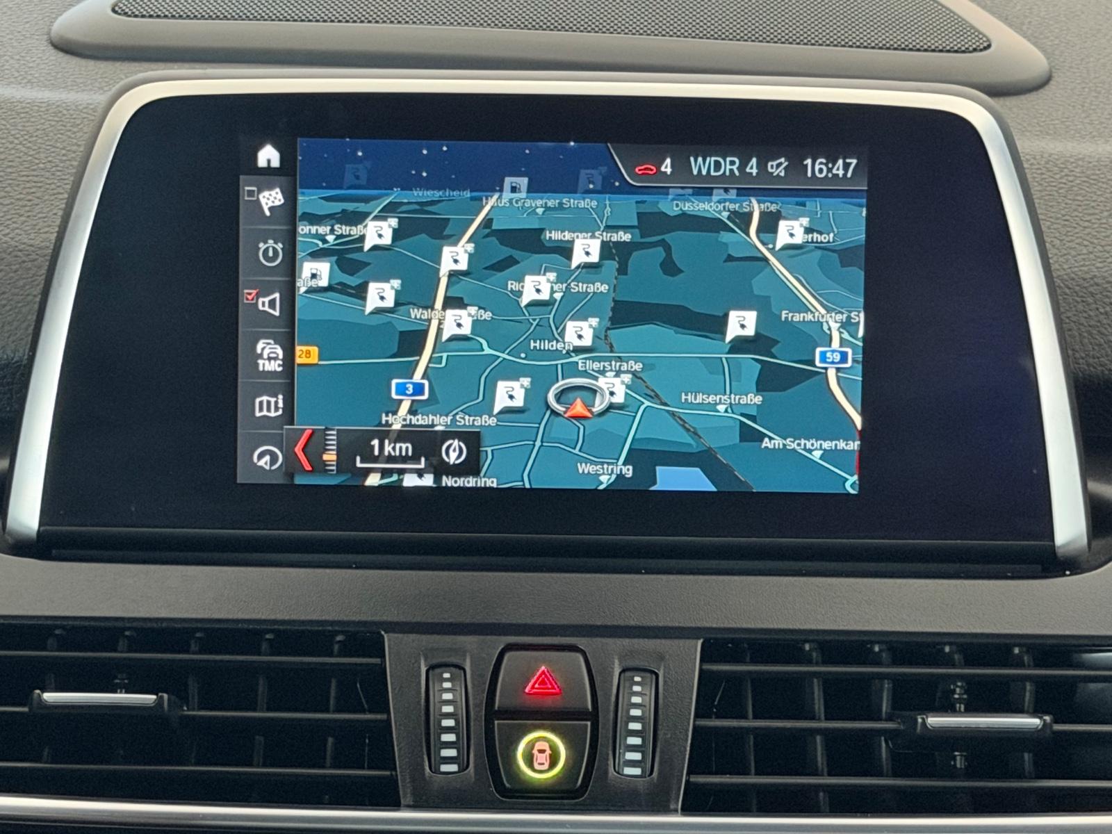 BMW 225 XE*LUXURY*PANO*LEDER*KAM*HARMAN*MEMORY*KEY*