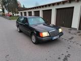 Mercedes-Benz Mercedes W124 (S124) Kombi  E220T - gebrauchte Mercedes-Benz E 220 aus dem Jahr 1996