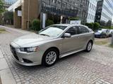 Mitsubishi Lancer Sportback 35 Jahre 1 HAND KAMERA XENON - gebrauchte Mitsubishi Lancer aus dem Jahr 2012