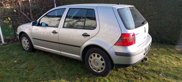 Volkswagen Golf 4 Edition , Origial km 110446, Zahnri...