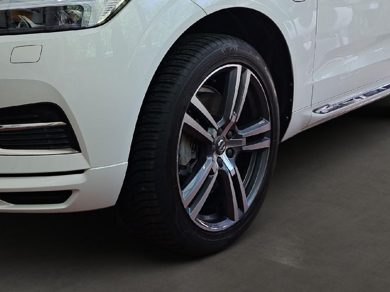 Fahrzeugabbildung Volvo XC60 T8 AWD Inscription Plug-In Hybrid