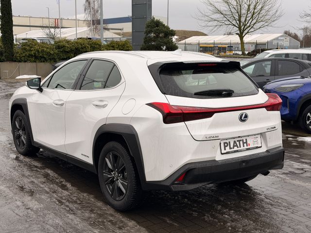 Lexus UX 250 h Launch Edition