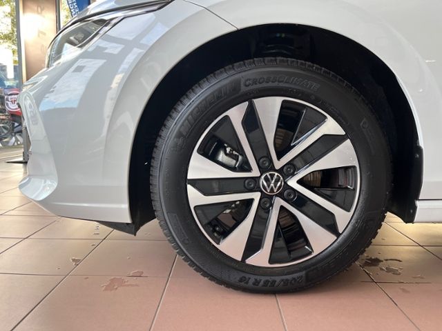 Fahrzeugabbildung Volkswagen Golf 1.5 eTSI DSG ENERGY NAVI GJR LED KAMERA