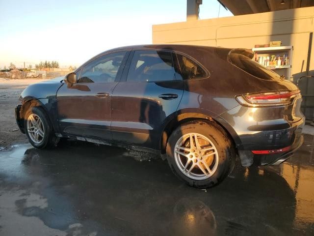 PORSCHE Macan 4wd, R18 mit 35300 km !