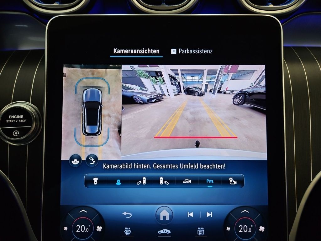 Fahrzeugabbildung Mercedes-Benz GLC 300 d 4M AMG AHK Airmatic Pano Massage SDHZ