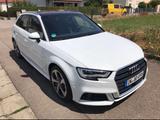 Audi A3 1.6 TDI S tronic Sportback - - Audi A3 mit Diesel-Antrieb: Weiß, Limousine