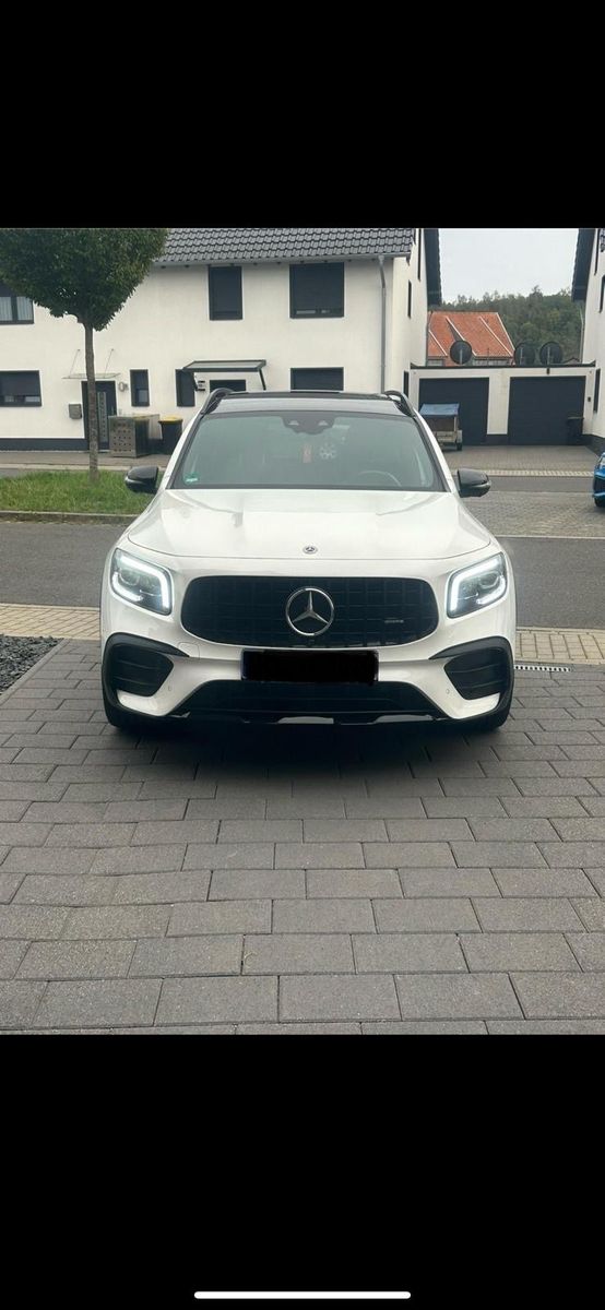 MERCEDES-BENZ GLB 250 4MATIC.AMG-Line,Garantie bei Mercedes