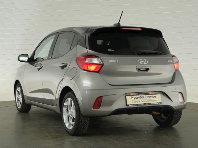 i10 INTRO EDITION+NAVI+RÜCKFAHRKAMERA+SITZ-/LENK