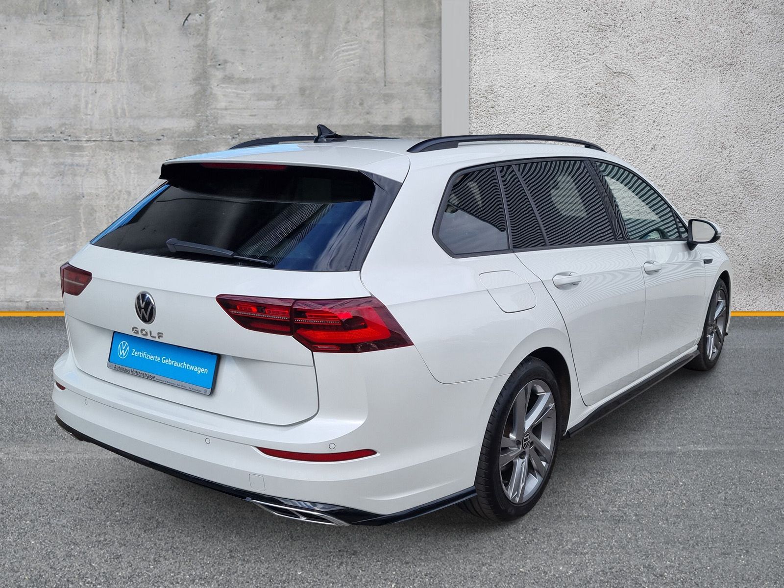 Volkswagen Golf VII Variant 2.0 TDI DSG R-Line LED+ AHK NAV imagem 3