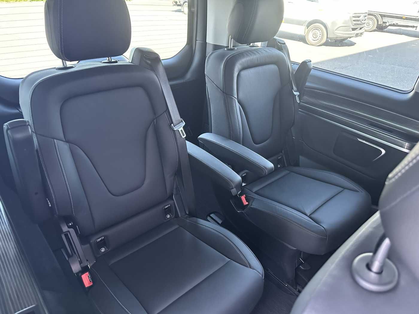 Fahrzeugabbildung Mercedes-Benz V 300 d AVA ED 6Sitze Burmester 360Kamera el Tür