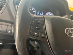 Fahrzeugabbildung Hyundai i20 1.2 5-TÜR LIFE KLIMA/SHZ/USB/LHZ/NEBEL
