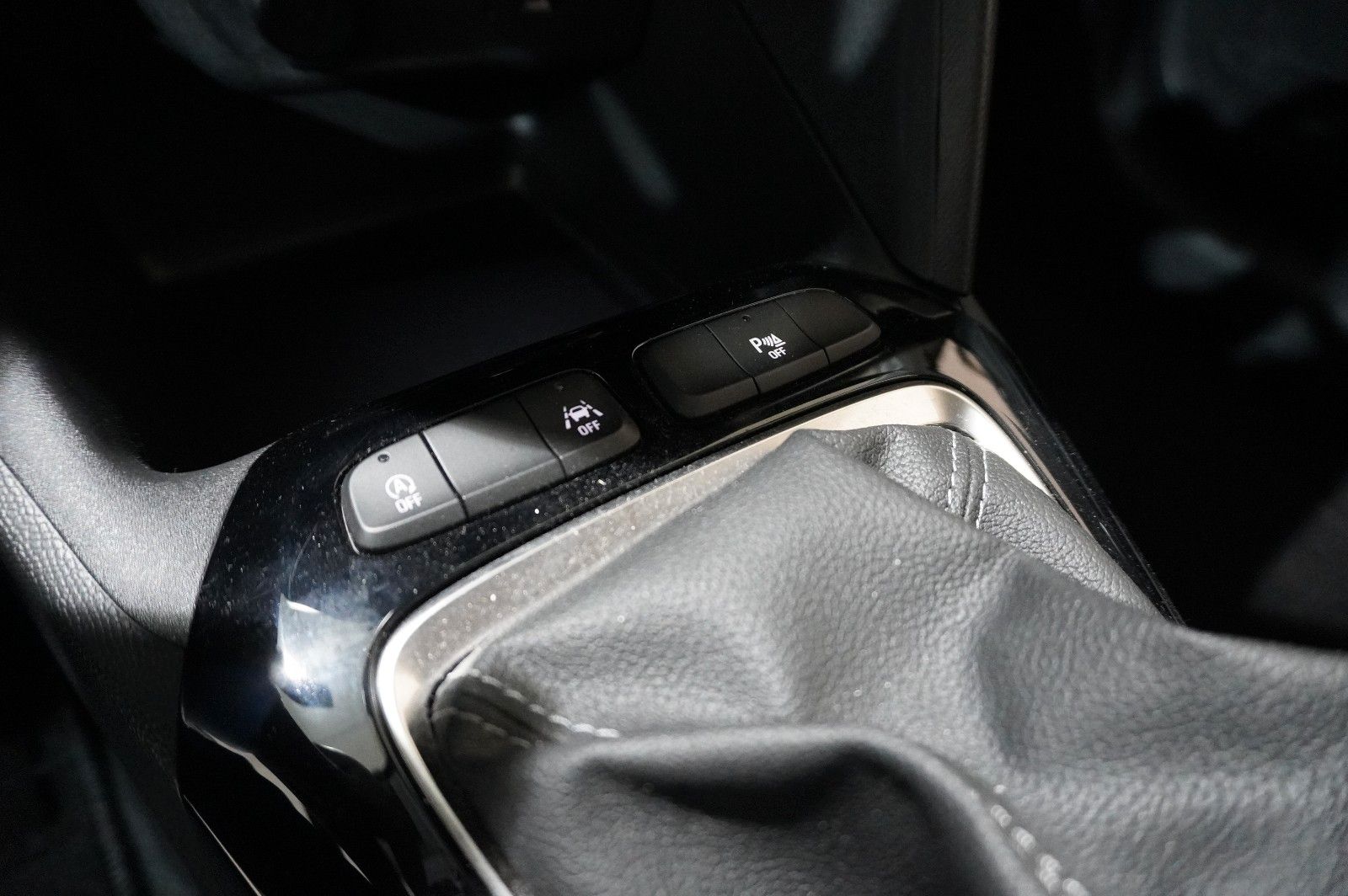Fahrzeugabbildung Opel Corsa F 1.2 ELEGANCE NAVI/LED/KAMERA/SPORT/DAB+