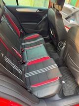 Volkswagen Golf 2.0 TSI GTI adidas GTI - Volkswagen Golf: GTI Adidas