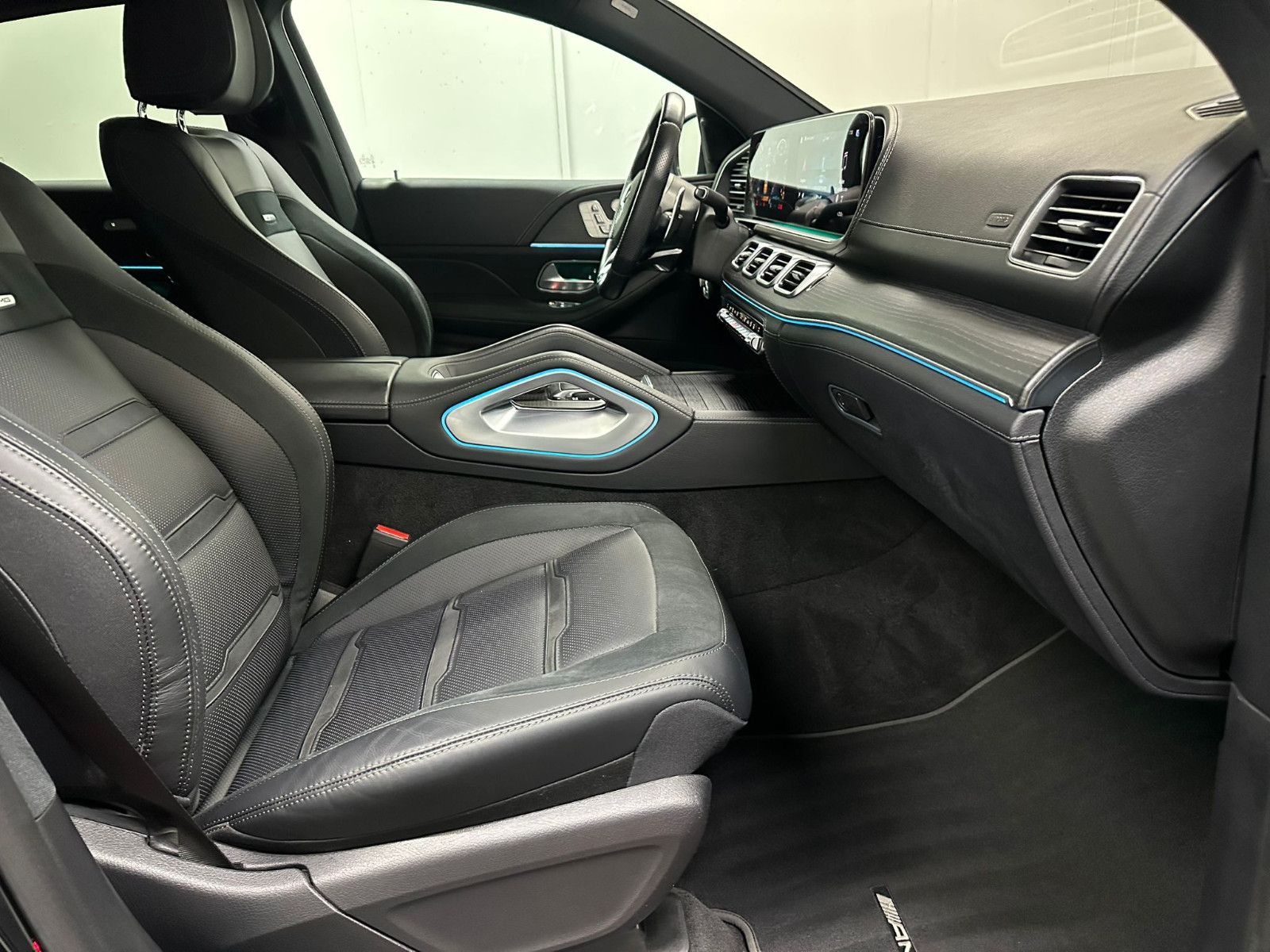 Fahrzeugabbildung Mercedes-Benz GLE 63 4MATIC+ *PANORAMA*HEADUP*KEGO*