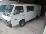 Mercedes-Benz Mercedes Benz MB 100 - Mercedes-Benz MB 100 mit Diesel-Antrieb: Kleinbus