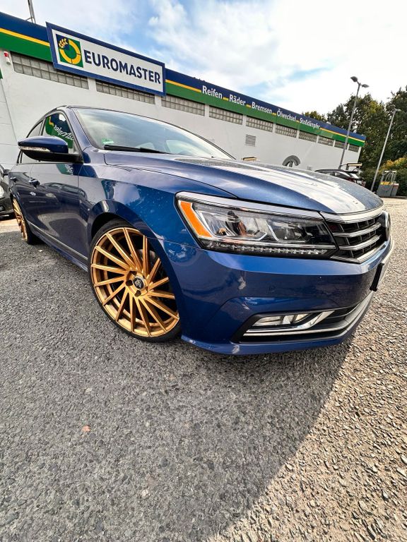 Image of Volkswagen Passat