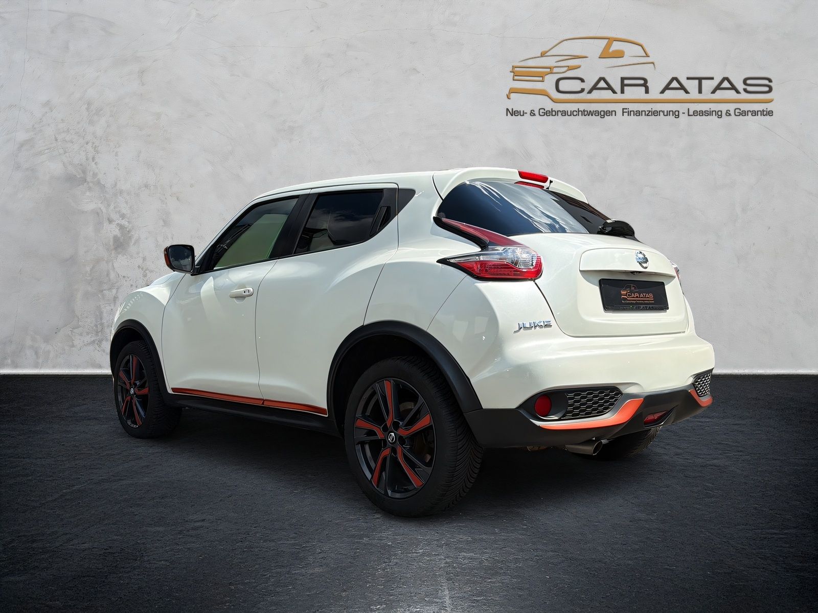 Fahrzeugabbildung Nissan Juke 1.6 TEKNA AUT. KEYLESS 360° KAM NAVI LEDER