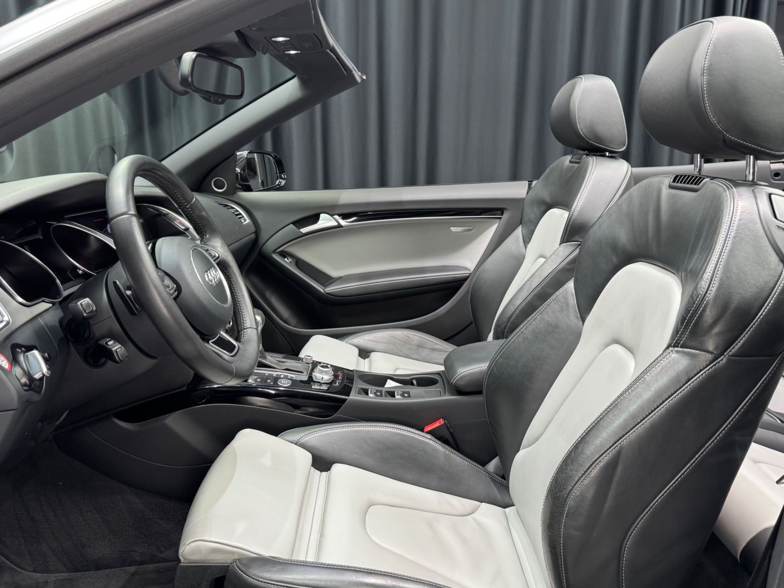 Fahrzeugabbildung Audi A5 Cabriolet 3.0 TDI quattro|3xS-LINE|S-TRONIC|