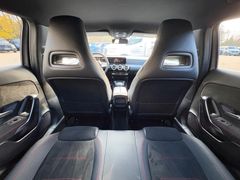 Fahrzeugabbildung Mercedes-Benz A 250 AMG-Style Leder Navi Sitzh LED 18"AMG