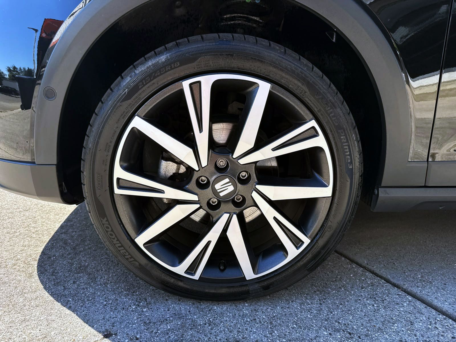 Fahrzeugabbildung SEAT Arona 1.0 TSI DSG FR LED NAV KAM PDC ACC AHK