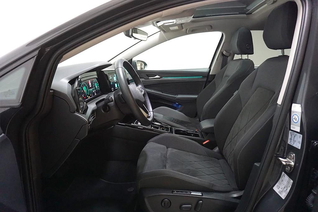 Volkswagen Golf 8 2.0TDI DSG Style Virtual Pano Navi SHZ, миниатюра 8