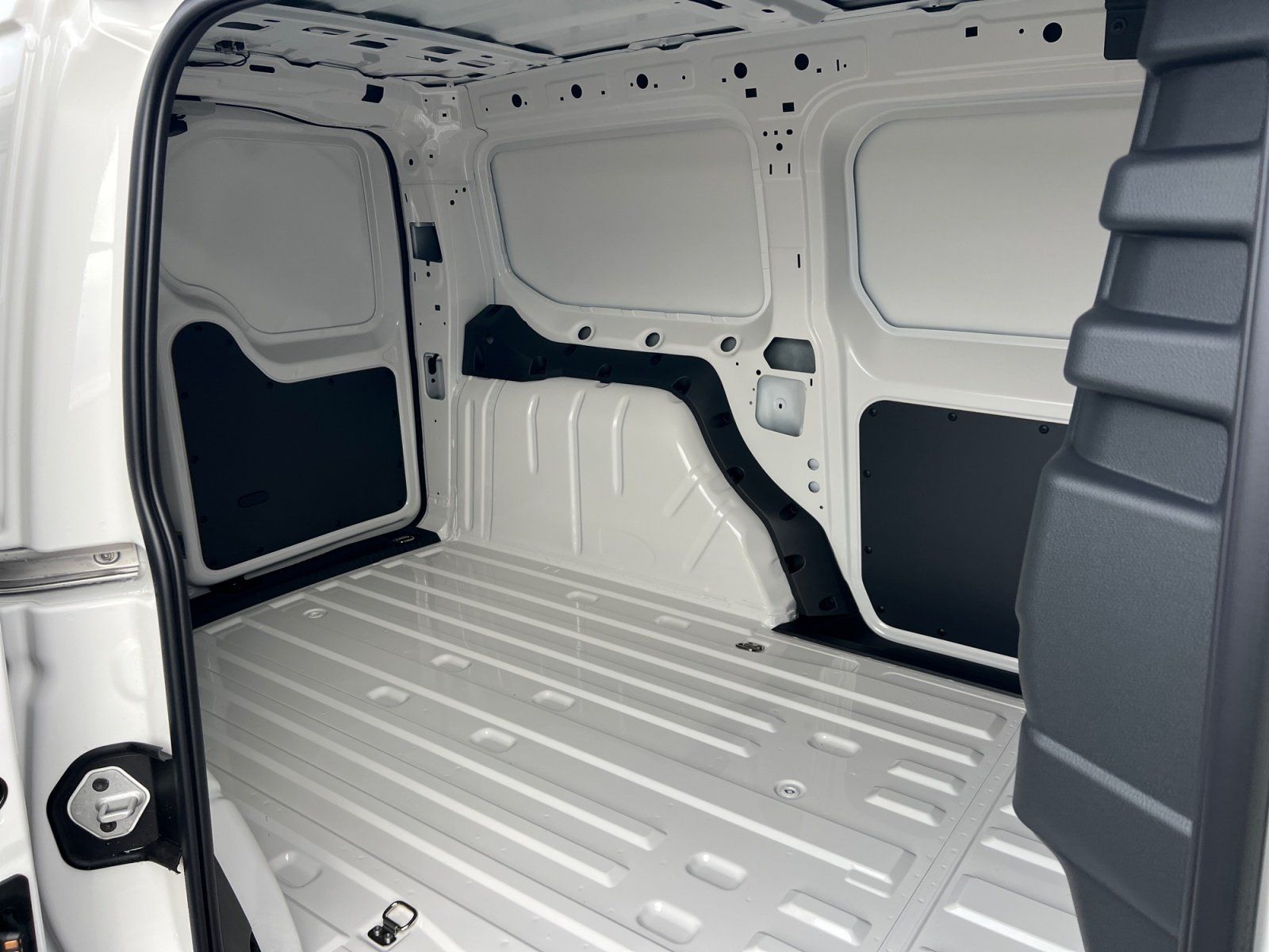 Volkswagen Caddy Maxi - Bild 10