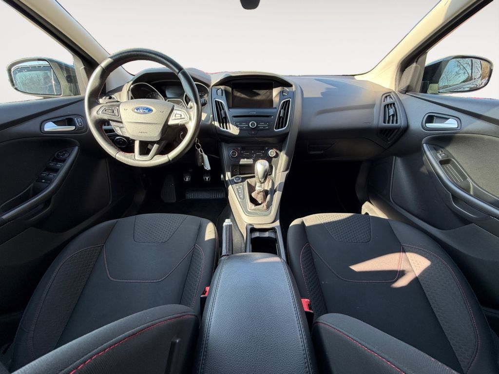 Fahrzeugabbildung Ford Focus 1.5 EcoBoost Start-Stopp-System Sport