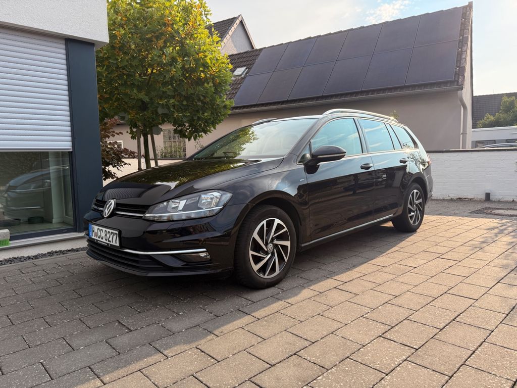 Image of Volkswagen Golf
