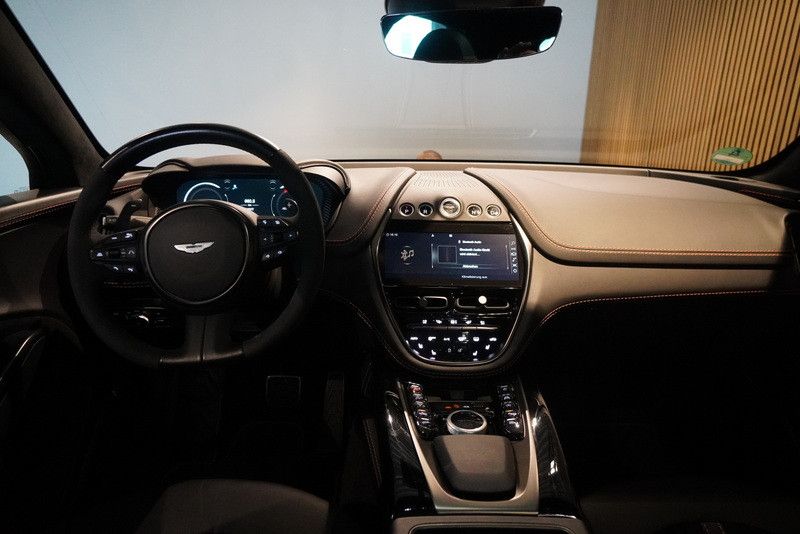 Aston Martin DBX 4.0 V8*U-Frei*BRD**Racing Green**23 Zoll* foto 7