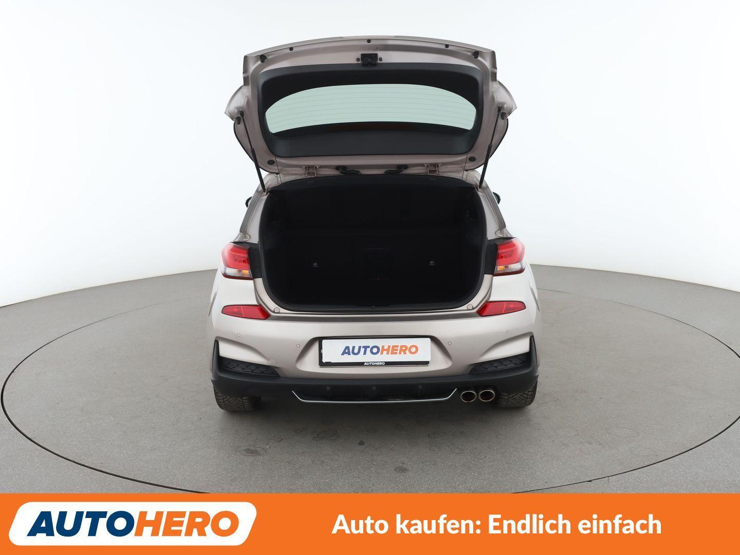 Hyundai i30 1.4 TDGI N-Line Aut.*NAVI*TEMPO*CAM*PDC*SHZ*