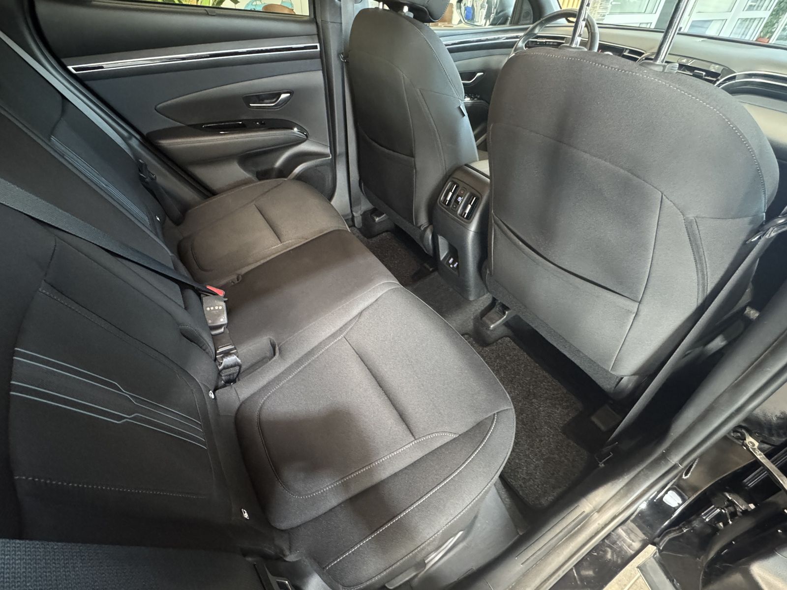 Hyundai Tucson Edition 30 Mild-Hybrid Krell R.Cam LED foto 15