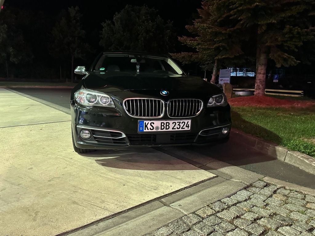 Image of BMW 530