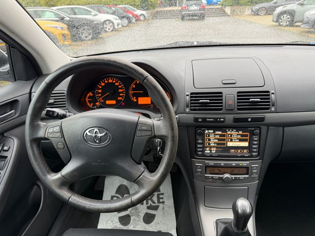 Toyota Avensis  Kombi 1.8 Travel