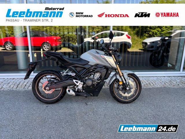 Honda CB 125 R mit Tieferlegung