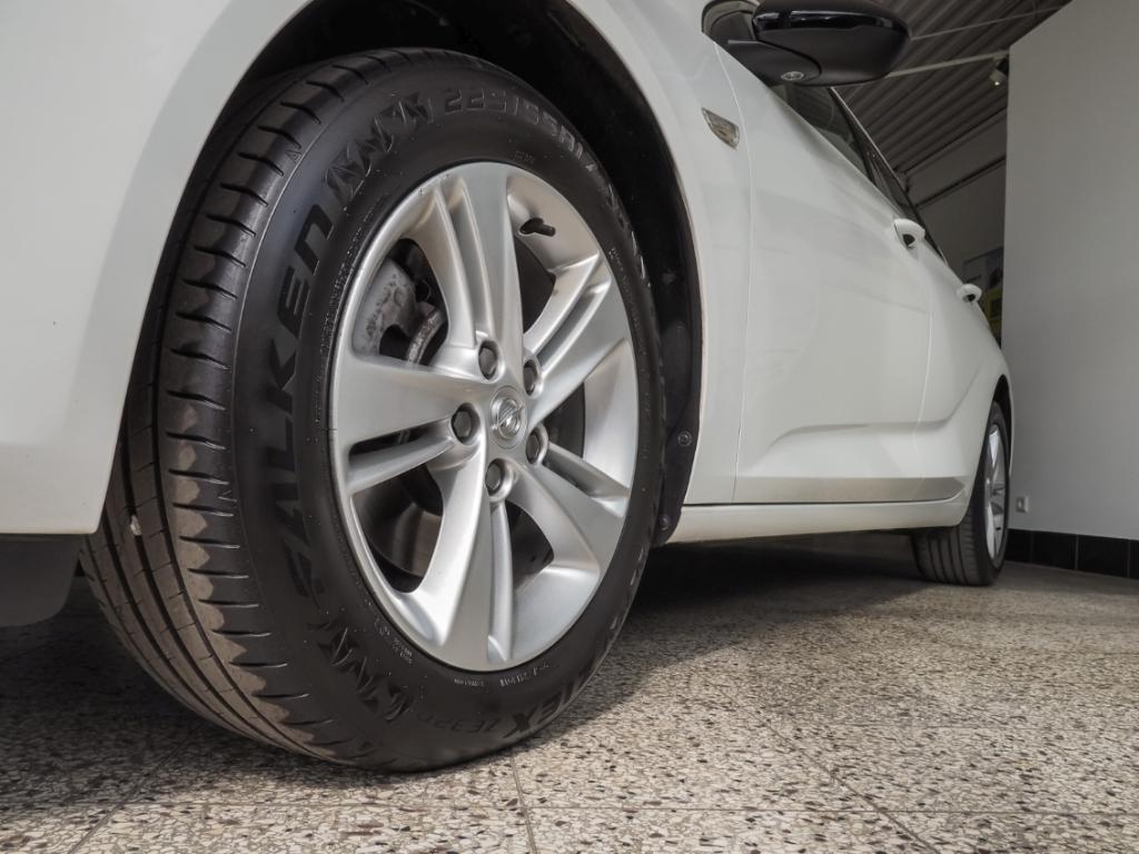 Opel Insignia B Sports Tourer Business 2.0 D Matrix L