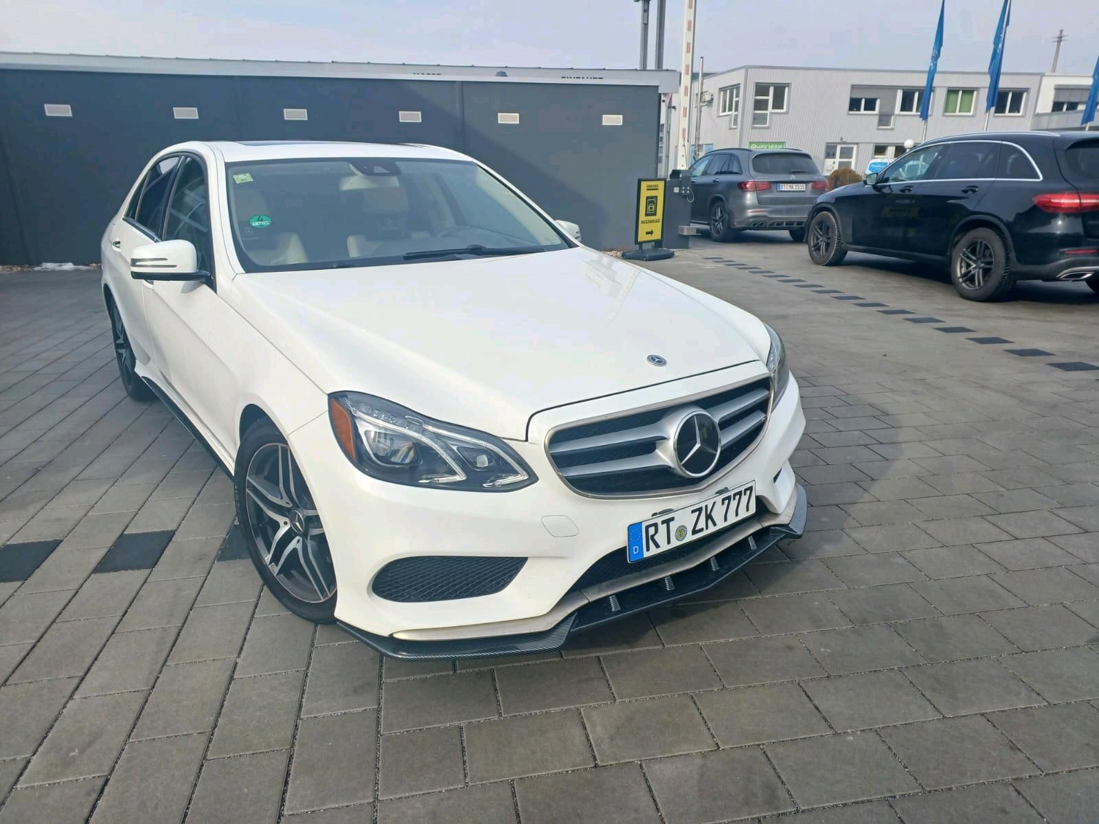 MERCEDES-BENZ Mercedes  e350   Amg  4MATIC Taschen  mögl...